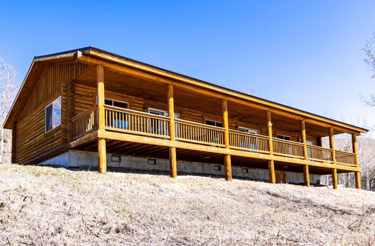 Half Moon Lake Lodge Pinedale Bagian luar foto